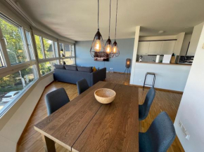 ARISER - Zug Central Business Apartment